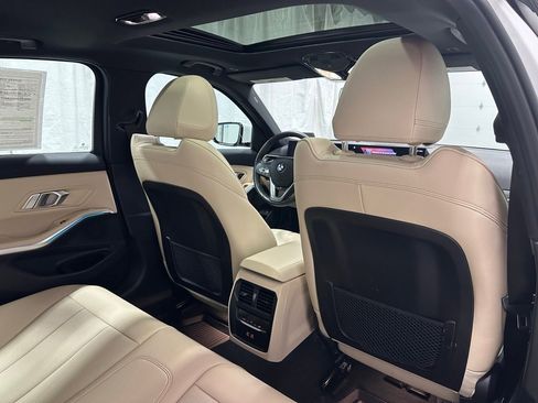 Used 2023 BMW 330i xDrive Sedan w/ Premium Package image 53