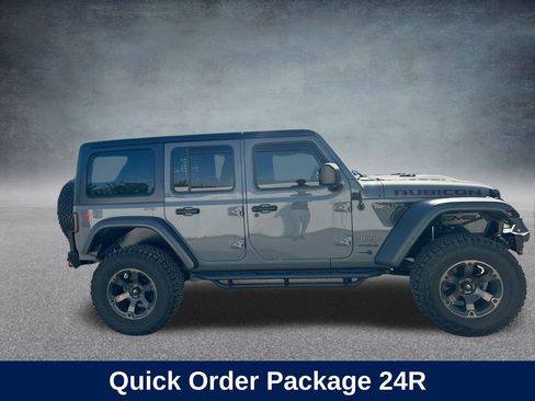 Used 2018 Jeep Wrangler Unlimited Rubicon image 9