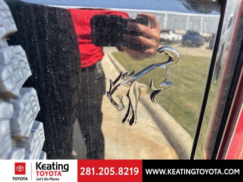 Used 2025 Ford Bronco Badlands image 10