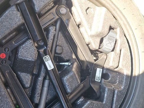 Certified 2022 Chevrolet Trax LS w/ Tint and Cruise Package image 24