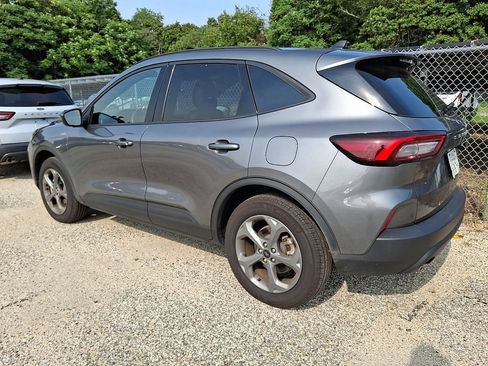 Used 2025 Ford Escape ST-Line Select AWD/4WD image 3