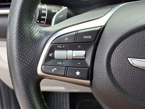 Used 2023 Genesis G70 3.3T image 22