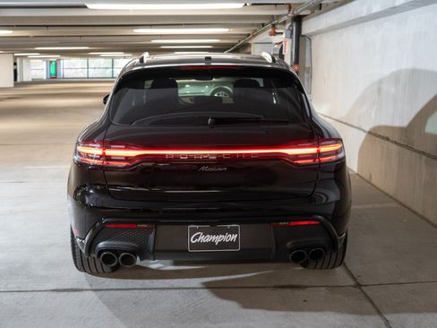 Certified 2026 Porsche Macan AWD/4WD image 10