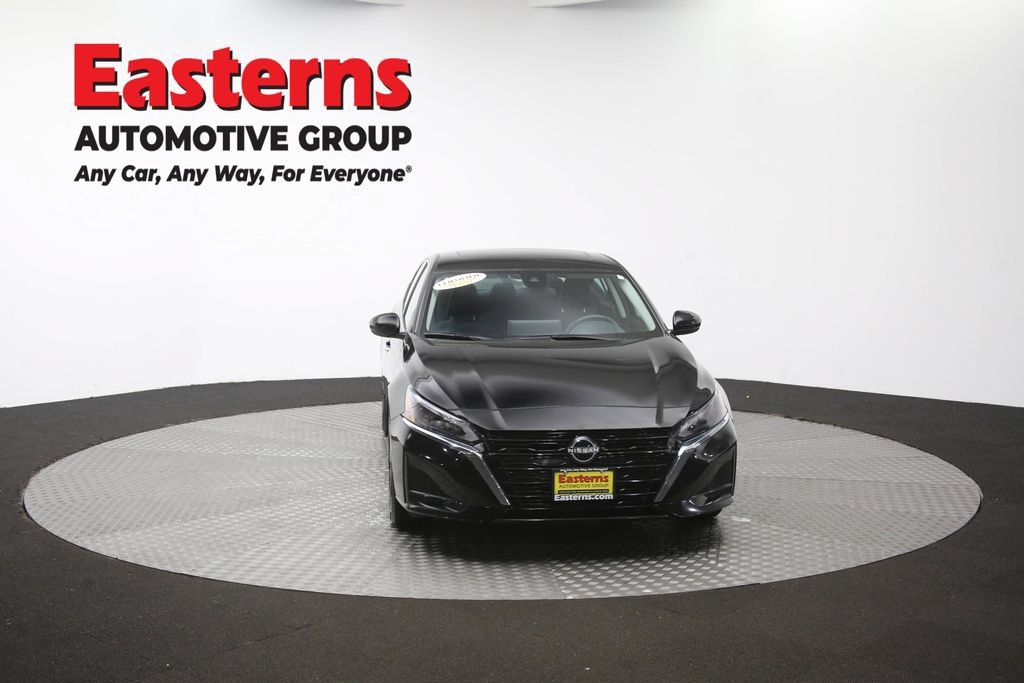 Used 2024 Nissan Altima 2.5 SV w/ SV Premium Package FWD image 53