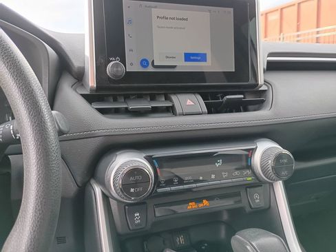 Used 2023 Toyota RAV4 XLE image 28