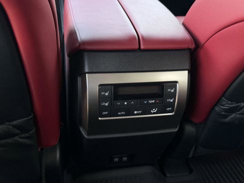 Used 2023 Lexus GX 460 Luxury w/ Sport Design Package AWD/4WD image 11