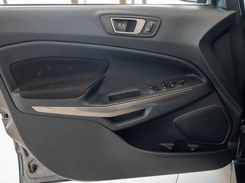 Used 2020 Ford EcoSport SE w/ SE Convenience Package FWD image 8