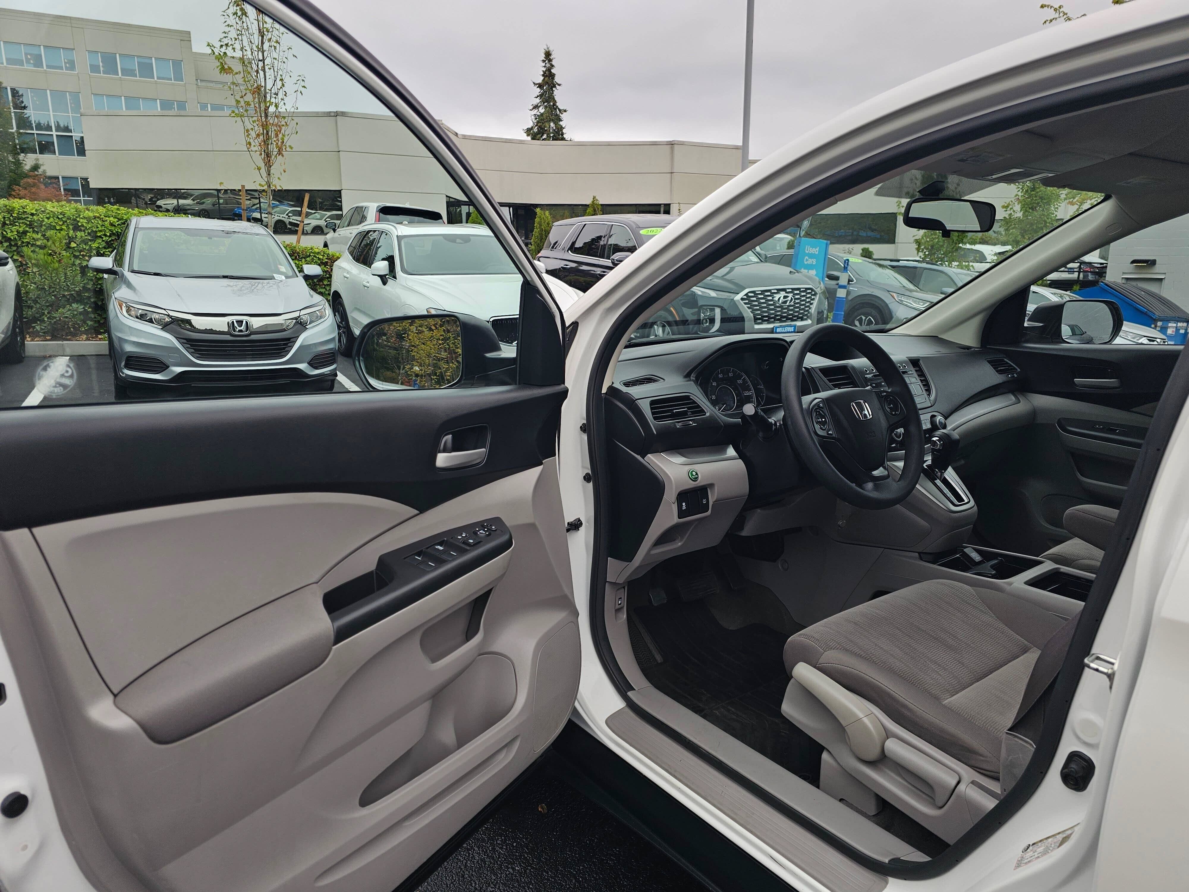 Used 2014 Honda CR-V LX image 23