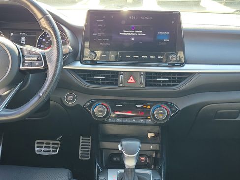 Used 2023 Kia Forte GT-Line w/ GT-Line Premium Package FWD image 21