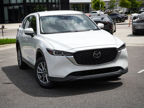 Used 2023 MAZDA CX-5 AWD 2.5 S image 2