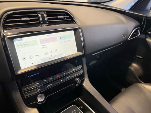 Used 2019 Jaguar F-PACE Premium AWD/4WD image 50