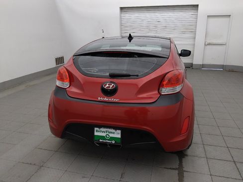 Used 2016 Hyundai Veloster w/ Option Group 02 FWD image 7
