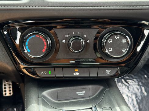 Used 2019 Honda HR-V Sport image 24
