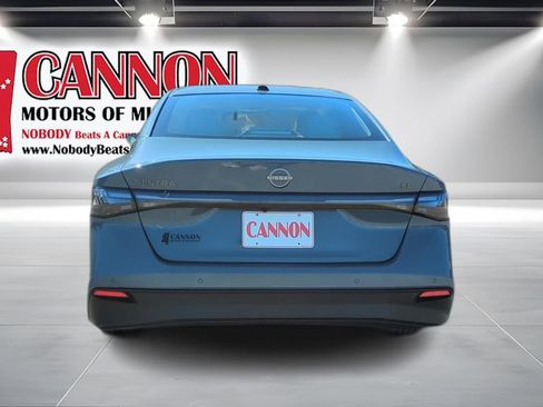 New 2026 Nissan Sentra SL w/ Floor Mat Package FWD image 6