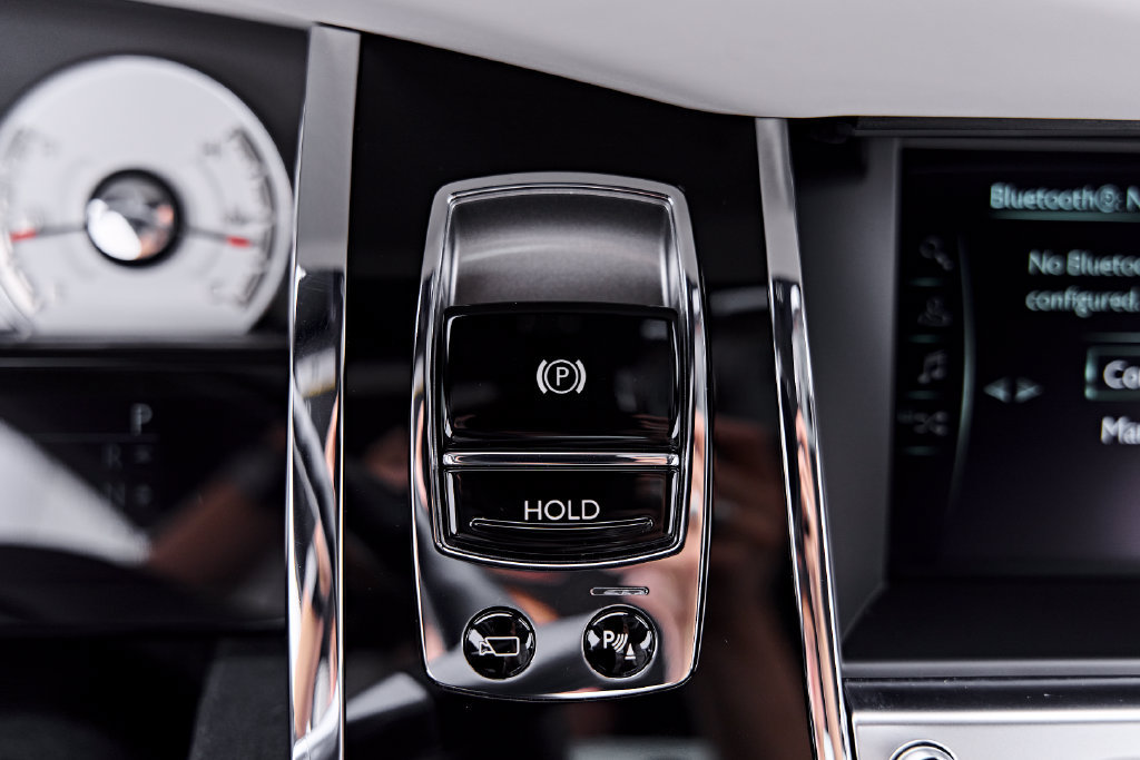 Used 2020 Rolls-Royce Wraith RWD image 67