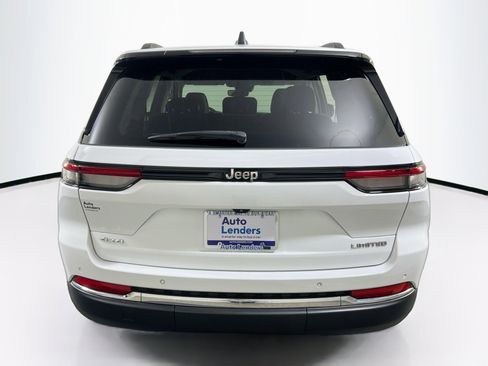 Used 2022 Jeep Grand Cherokee Limited image 6