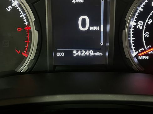 Used 2023 Toyota 4Runner TRD Sport AWD/4WD image 8