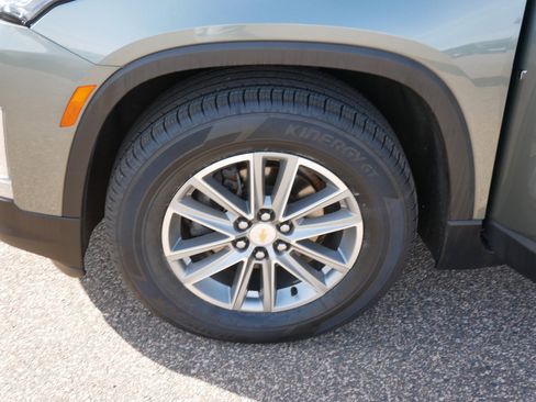 Used 2023 Chevrolet Traverse LT AWD/4WD image 15