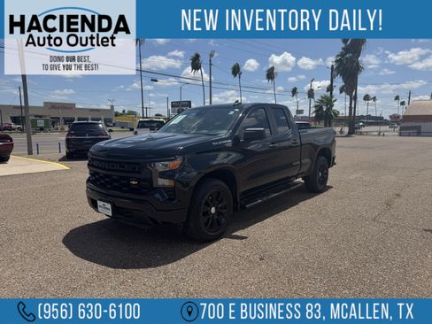 Used 2023 Chevrolet Silverado 1500 Custom RWD image 1