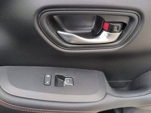 Used 2025 Honda HR-V Sport image 33