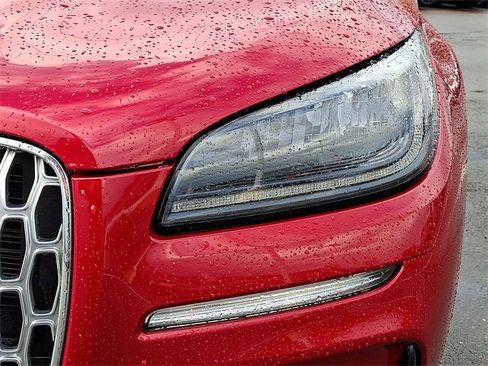 Used 2023 Lincoln Corsair AWD image 9