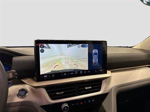 New 2026 Ford Explorer Active w/ Active Comfort Package image 13