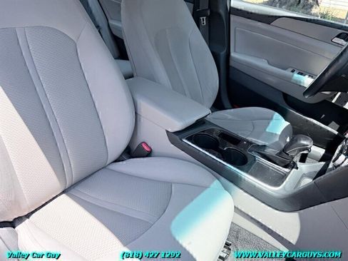 Used 2018 Hyundai Sonata SEL FWD image 11