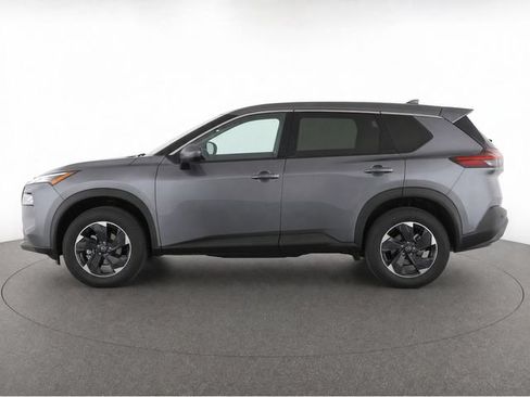 Used 2025 Nissan Rogue SV AWD/4WD image 5