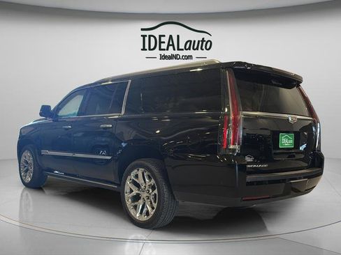 Used 2019 Cadillac Escalade ESV Platinum AWD/4WD image 15