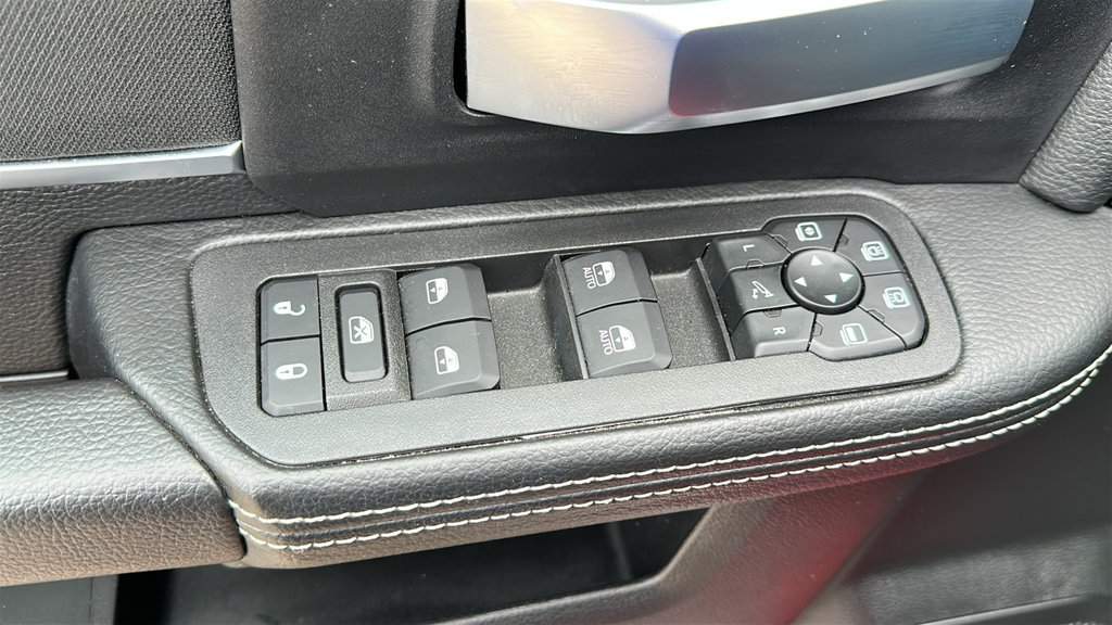 Used 2026 RAM 2500 Big Horn AWD/4WD image 14