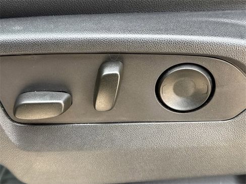 Used 2023 GMC Sierra 1500 AT4 w/ Technology Package image 20