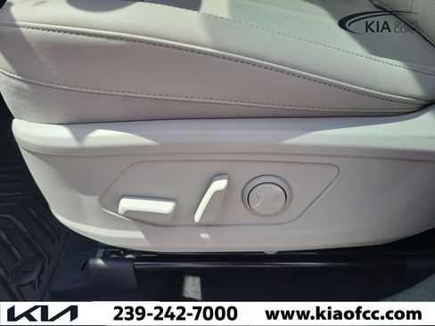 New 2026 Kia Sorento EX FWD image 22