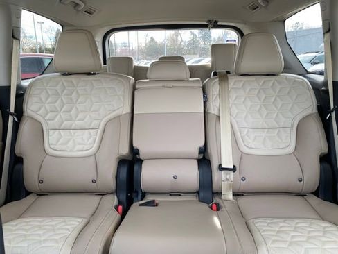 New 2026 Nissan Armada Platinum image 11