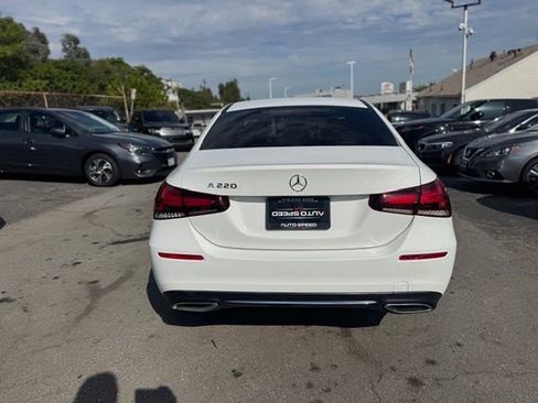Used 2021 Mercedes-Benz A 220 image 4