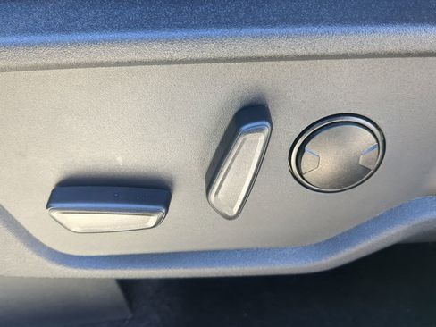 New 2025 Ford Bronco Badlands image 51