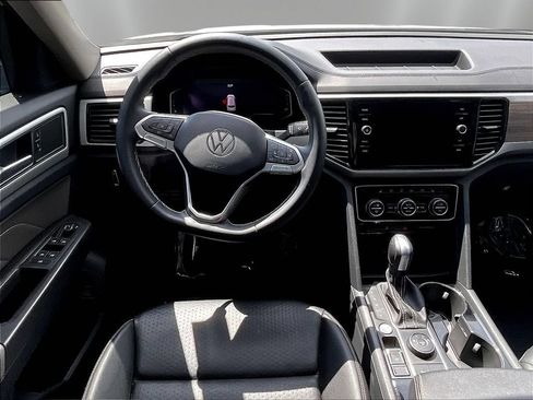 Used 2023 Volkswagen Atlas SEL AWD/4WD image 8