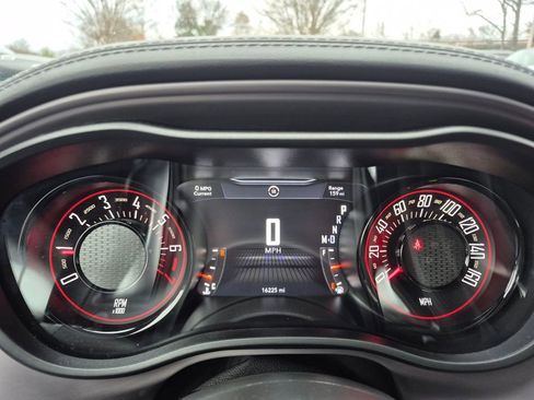 Used 2023 Dodge Challenger GT w/ Plus Package image 22