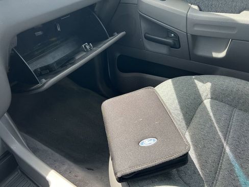 Used 2002 Ford Explorer XLS image 27