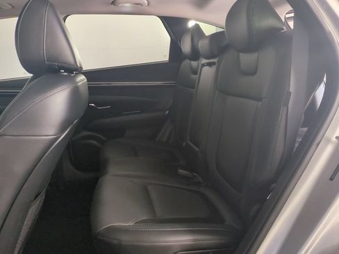 Used 2024 Hyundai Tucson Limited FWD image 16