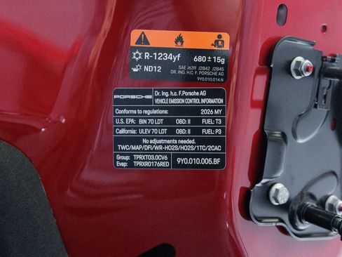 New 2026 Porsche Cayenne Coupe image 39