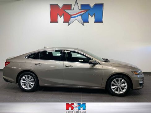 Used 2024 Chevrolet Malibu LT image 1