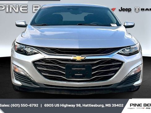 Used 2020 Chevrolet Malibu LT image 3