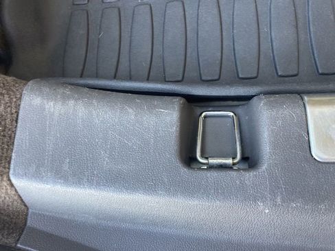 Used 2014 Lincoln MKT FWD image 65