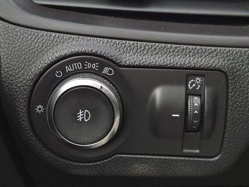 Used 2018 Buick Envision Premium image 27