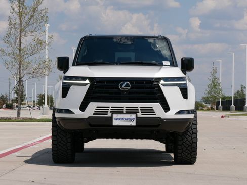 Used 2025 Lexus GX 550 w/ Accessory Package (Z1) AWD/4WD image 3