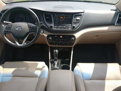 Used 2018 Hyundai Tucson SEL Plus AWD/4WD image 13