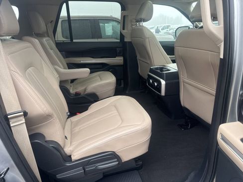 Used 2024 Ford Expedition Max Limited image 41