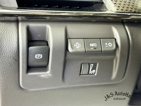 Used 2019 Cadillac CTS V w/ Carbon Fiber Package RWD image 10