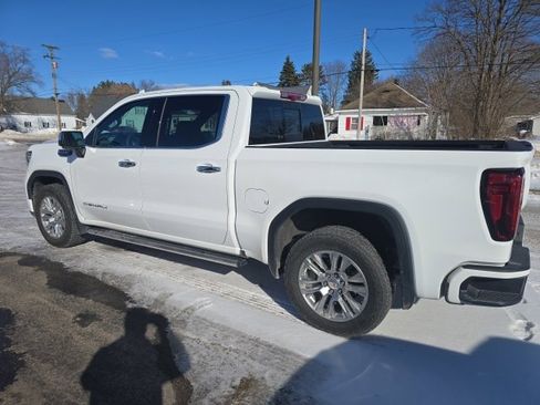 Used 2023 GMC Sierra 1500 Denali w/ Technology Package image 4