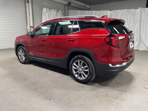 Used 2022 GMC Terrain SLT FWD image 5
